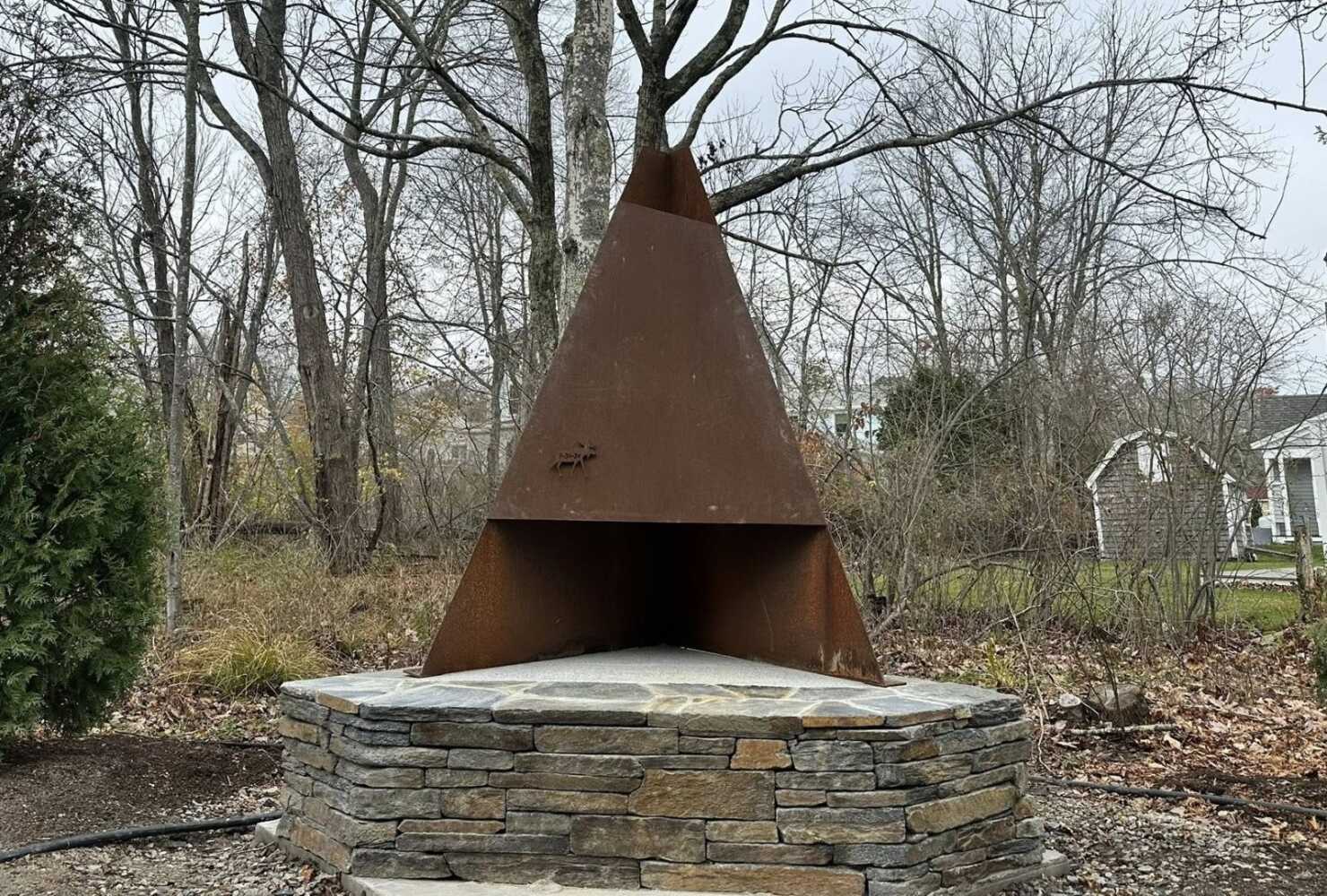 firepit-wells-ME-natural stone stone wall-wells-southern maine-firepit-natural stone